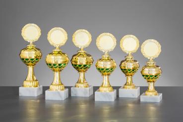 Pokal Serie in Gold/Grün inkl. Aluschild/Schrift/5cm Ø Logo/Montage