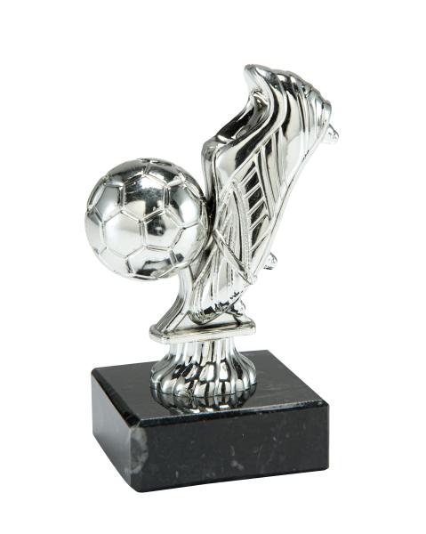 Fußballschuh mit Ball auf Marmorsockel mit Aufkleber und Montage
